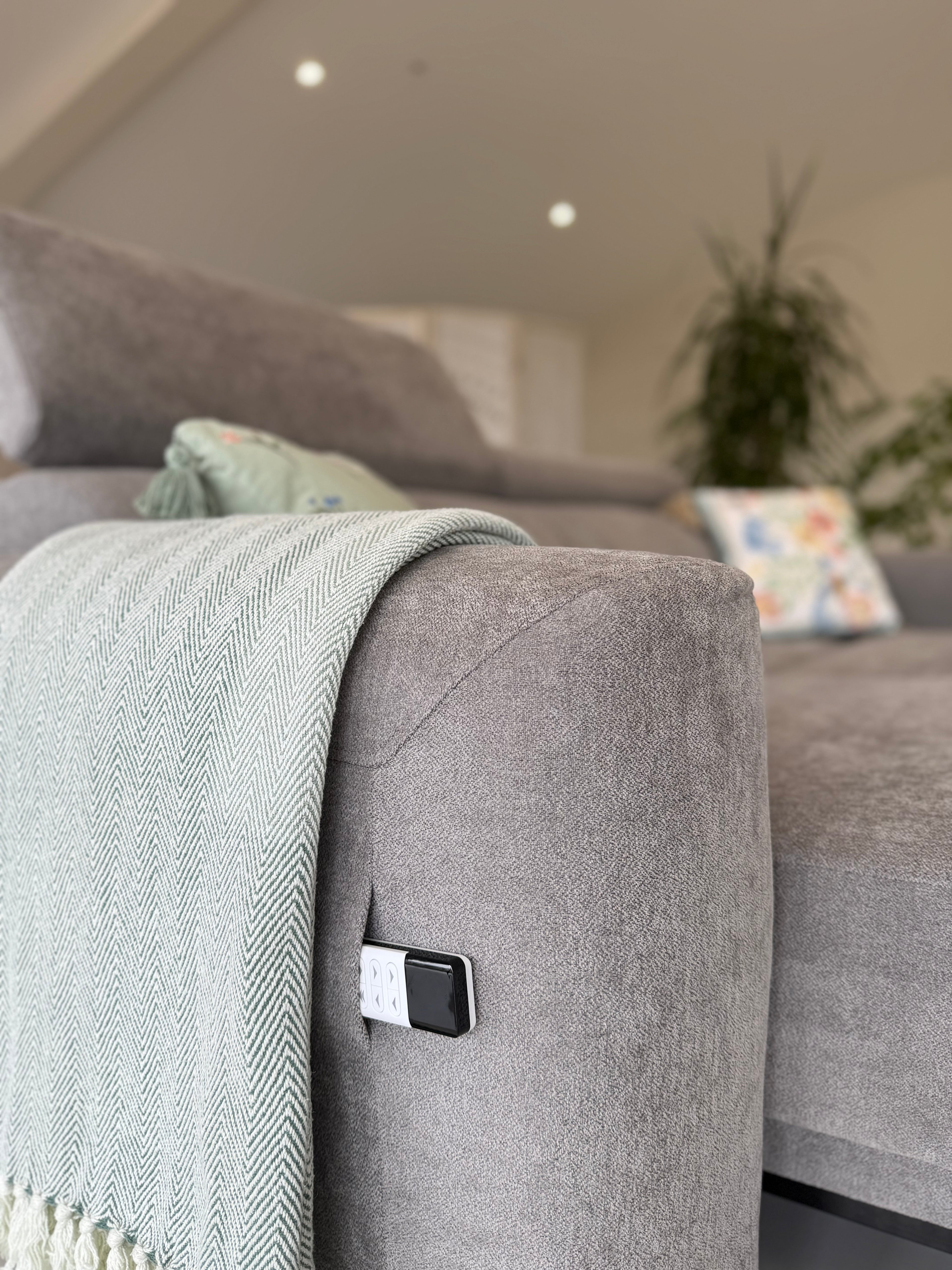 Dakota 3 seater power slider grey
