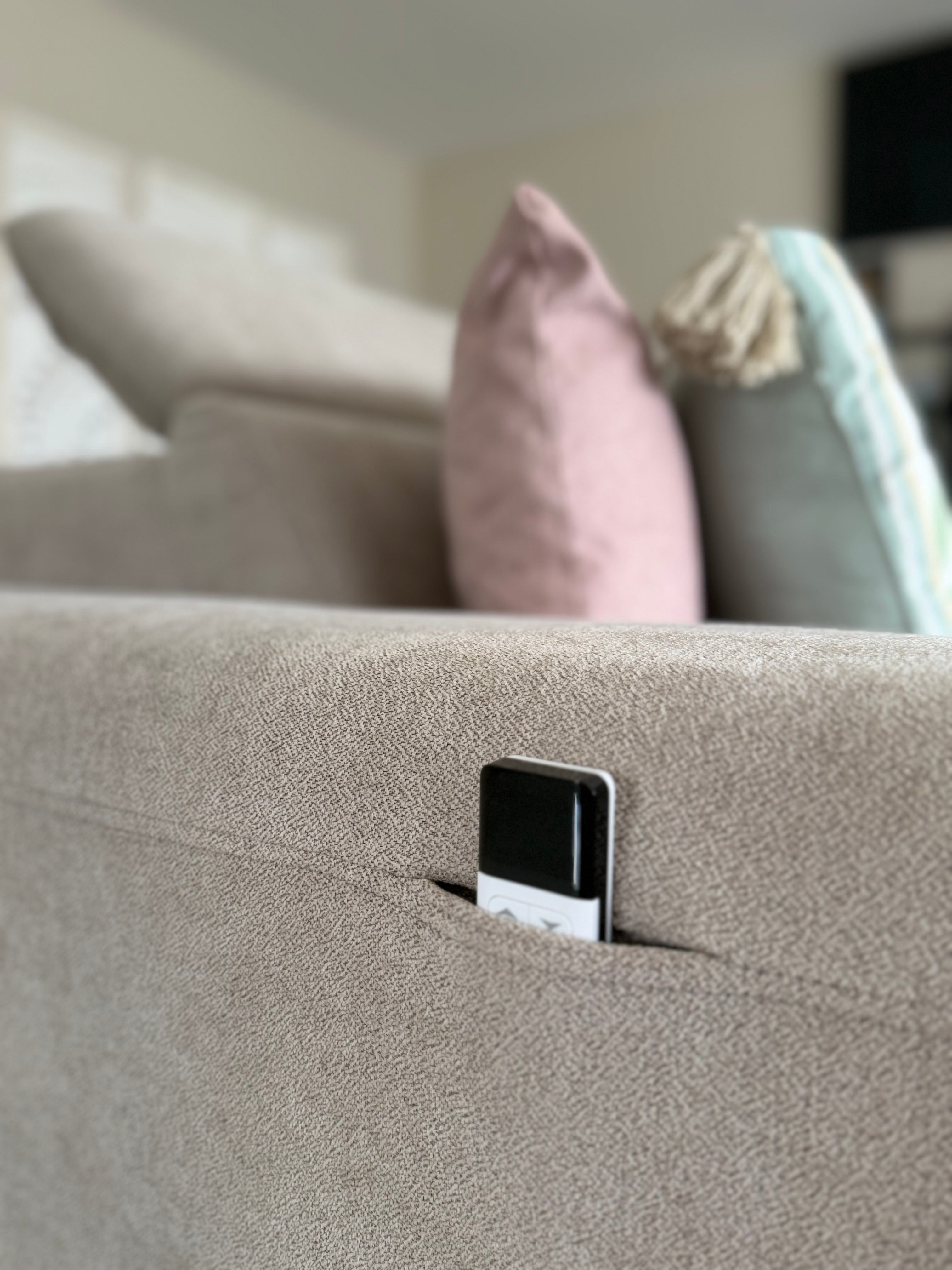 Molly 3 Seater power slider beige