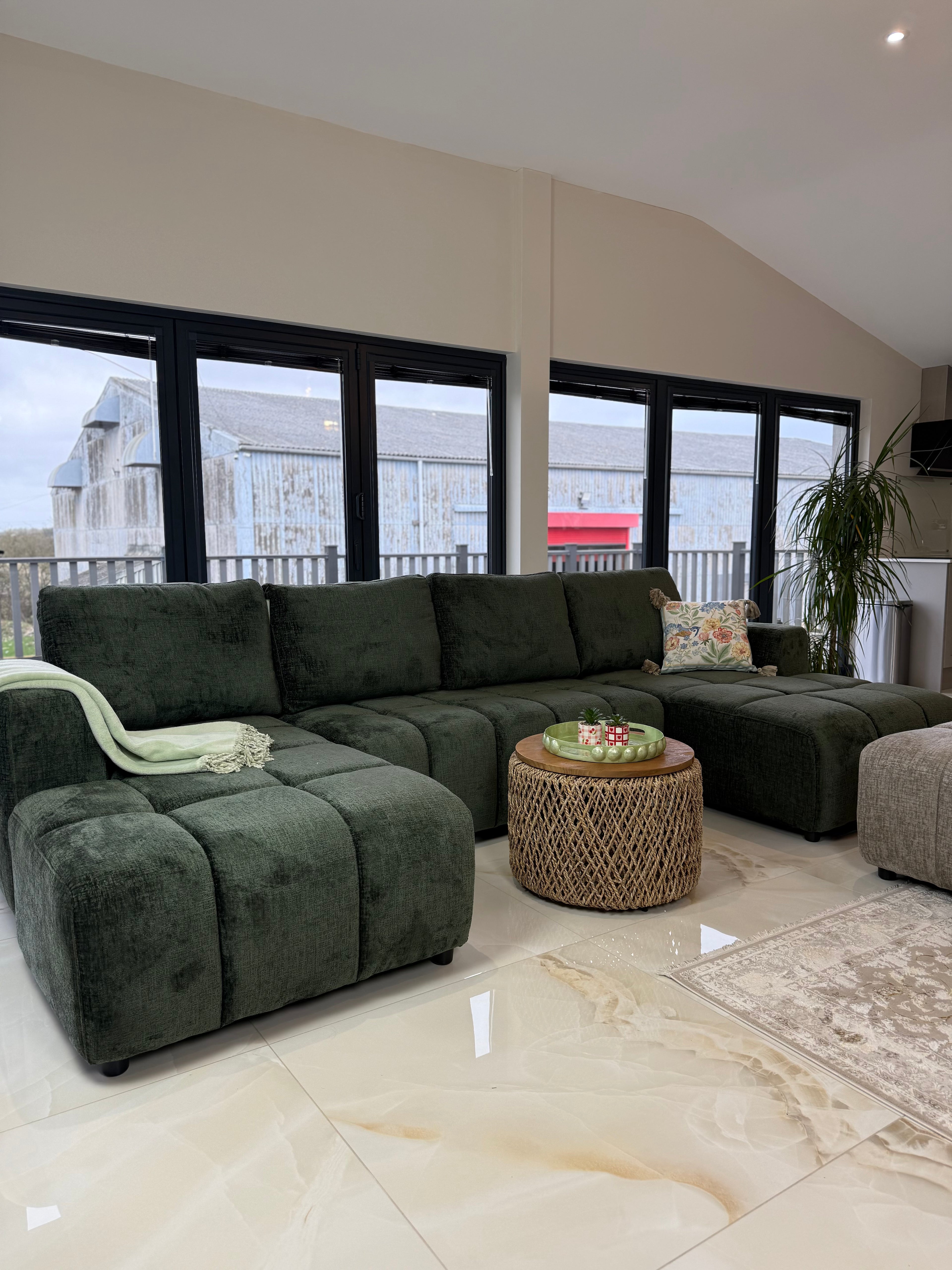 Shanghai U Shape Sofabed green