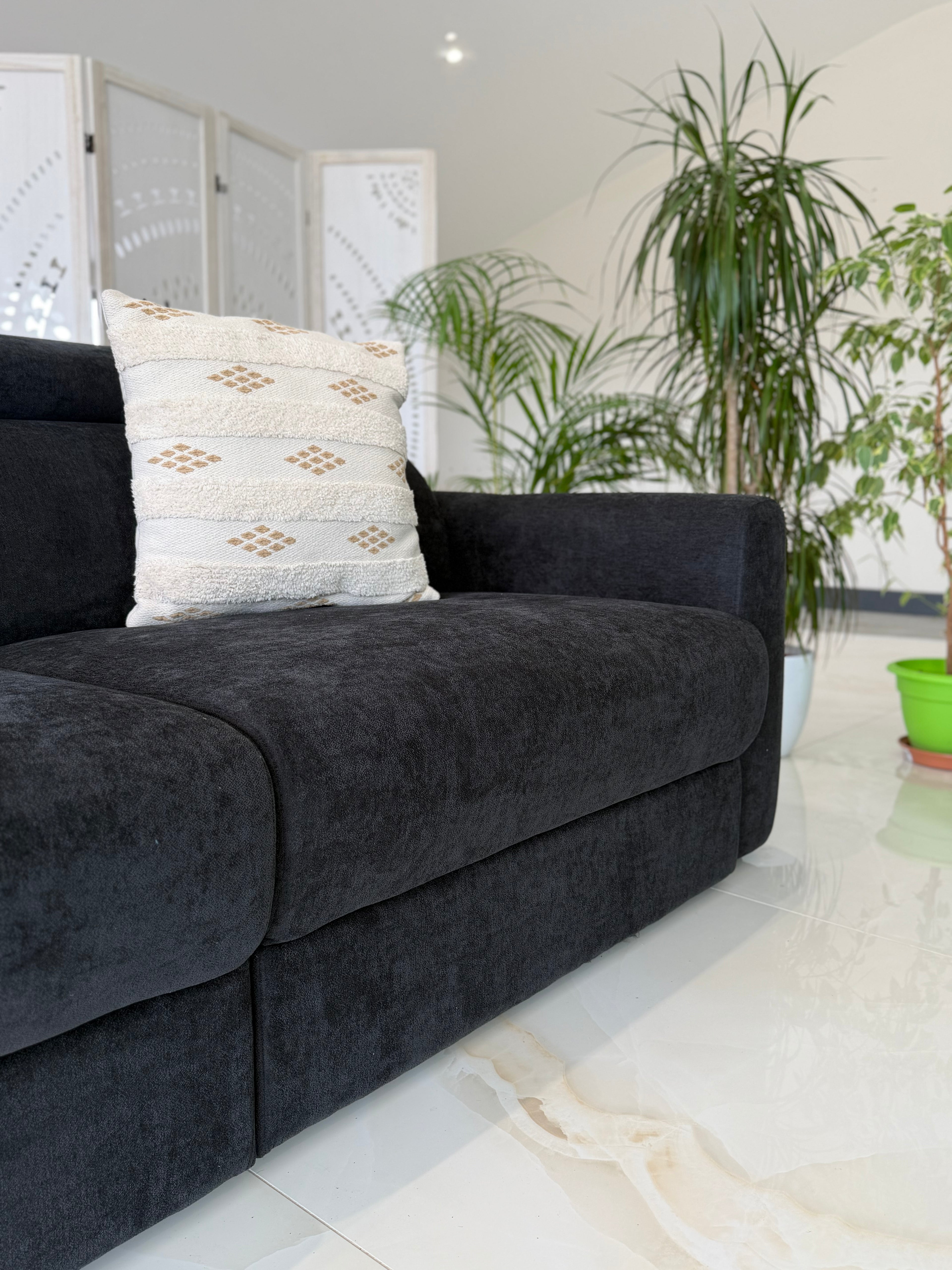 Dakota 3 seater power slider black
