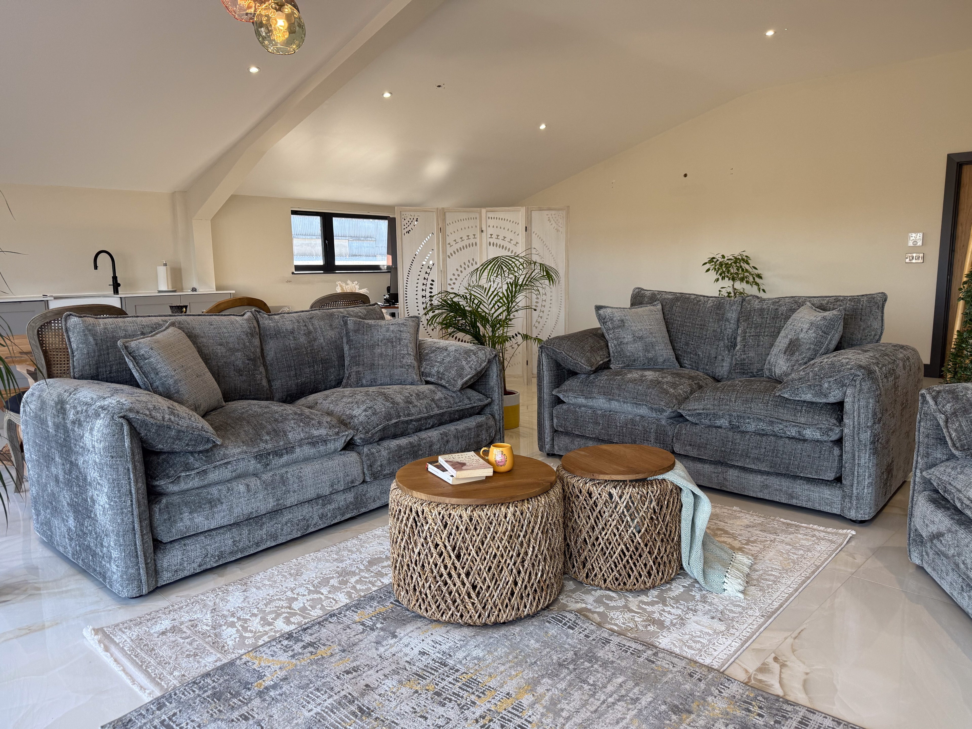 Solaya 2 Seater sofa grey